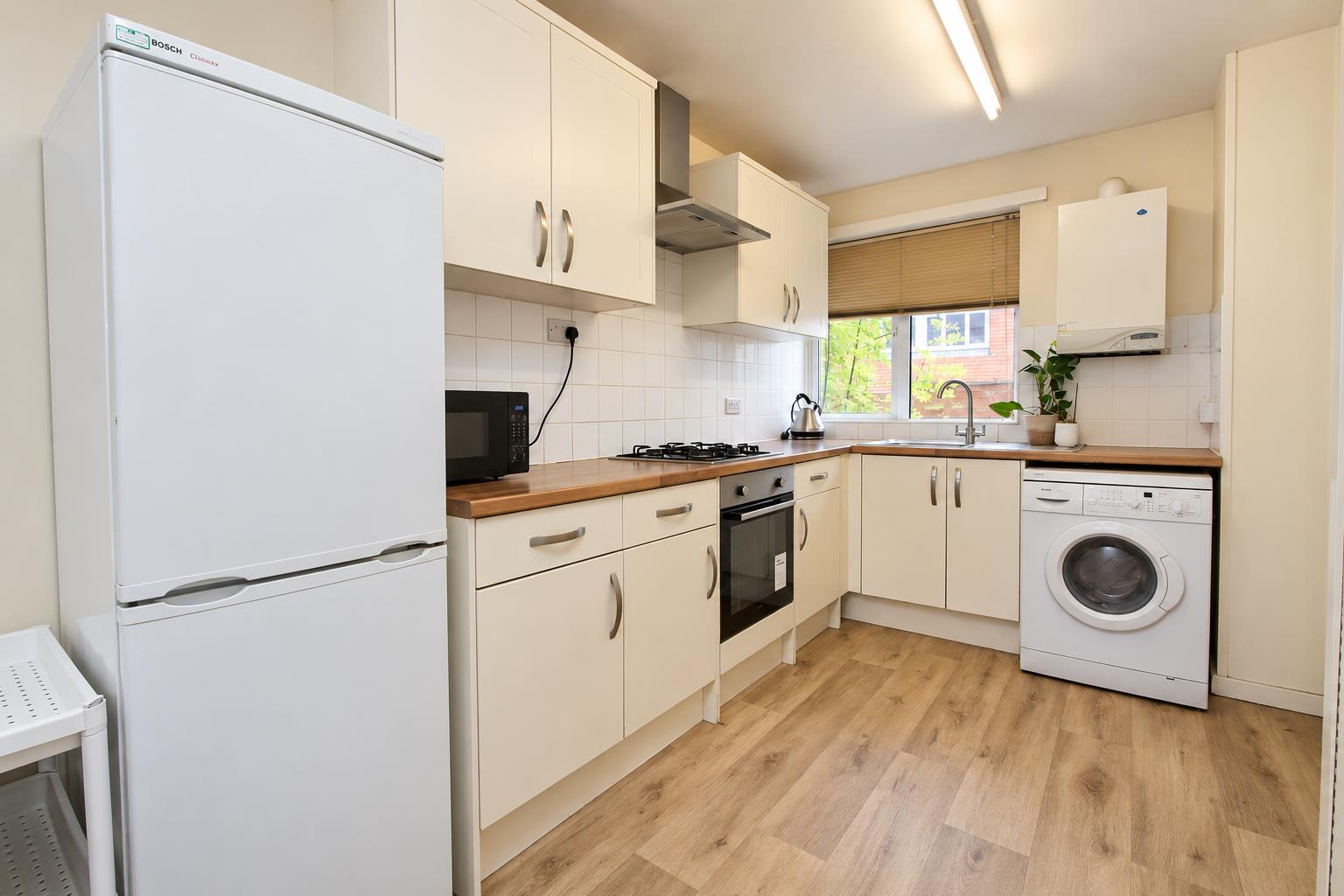 Brabazon Avenue, Wallington